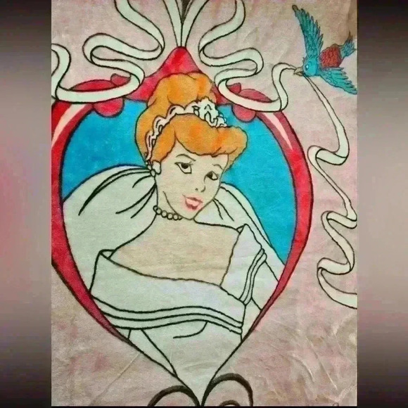 Beautiful Vintage Disney Cinderella Queen Size Plush Blanket Cozy Warm Nostalgia - Picture 3 of 5